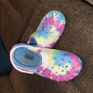 Unisex CROCS Men 4/Women 6